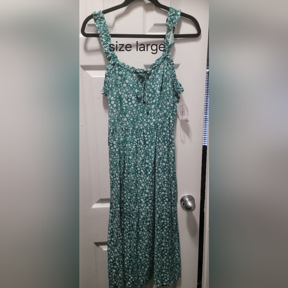 Floral Green Dress with White Flowers